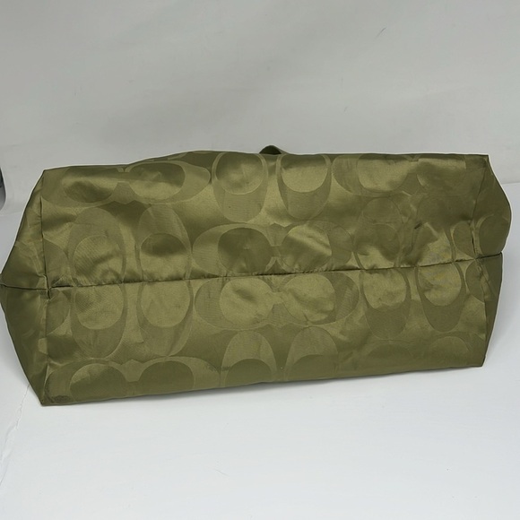 Coach 77322 Sage Green Getaway Signature Nylon Travel Shoulder Zip Tote Bag - Picture 6 of 13